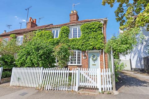 2 bedroom end of terrace house for sale, High Street, Cookham, SL6