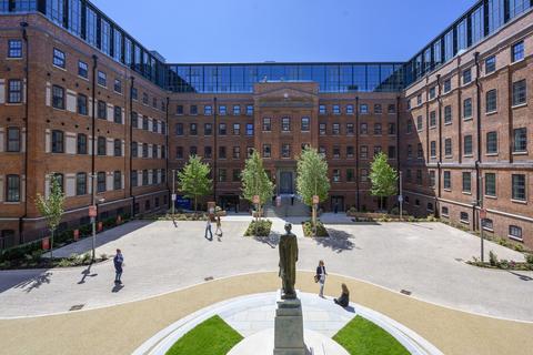undefined, Horlicks Quarter, Slough SL1