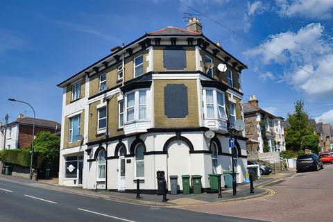 undefined, CENTRAL RYDE