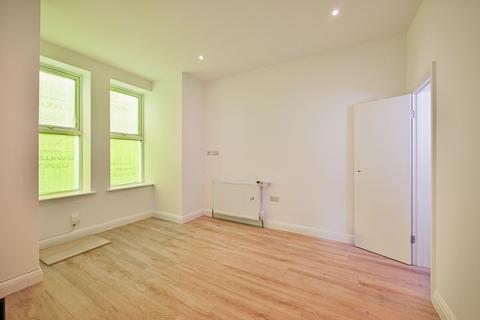 2 bedroom house for sale, 10 Grainger Road, London N22