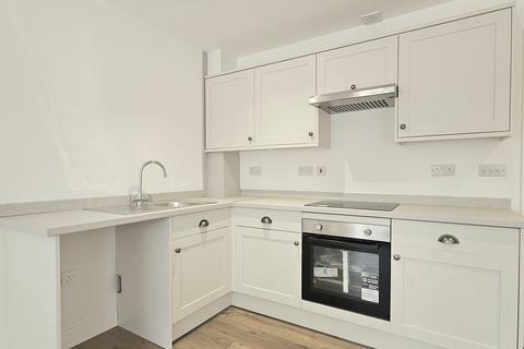 1 bedroom maisonette for sale, Windsor Road, Chobham, Woking, Surrey, GU24
