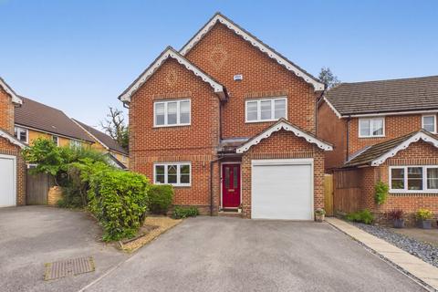 4 bedroom detached house for sale, Faithfull Close, Warfield, Bracknell, Berkshire, RG42