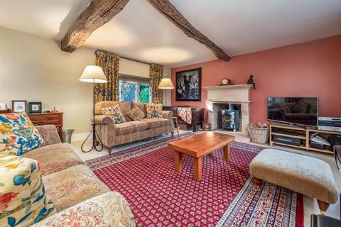 3 bedroom detached house for sale, 3 Macclesfield Road, Prestbury, SK10