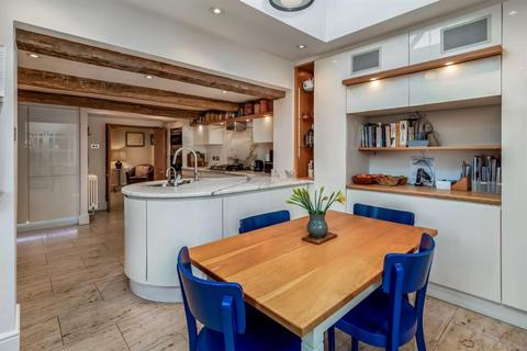 3 bedroom detached house for sale, 3 Macclesfield Road, Prestbury, SK10