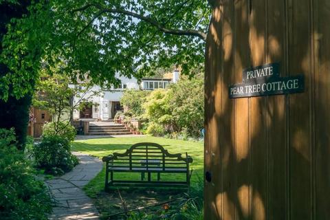 3 bedroom detached house for sale, 3 Macclesfield Road, Prestbury, SK10