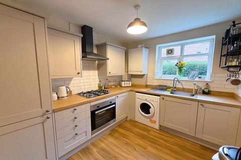 2 bedroom apartment for sale, Harboro Grove, Sale, M33