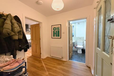 2 bedroom apartment for sale, Harboro Grove, Sale, M33