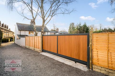 3 bedroom detached house for sale, Mount Pleasant, Wilmslow, SK9