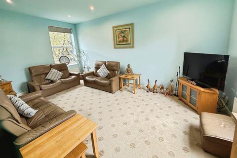 3 bedroom semi-detached house for sale, Fords Lane, Bramhall
