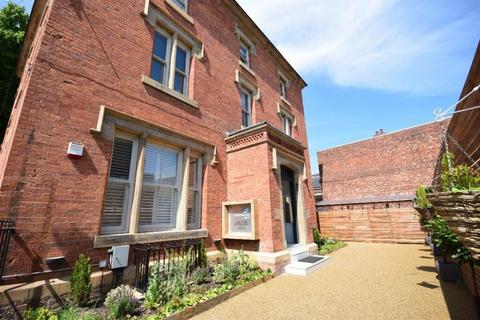 2 bedroom flat for sale, Mary Street, Cheadle House, SK8