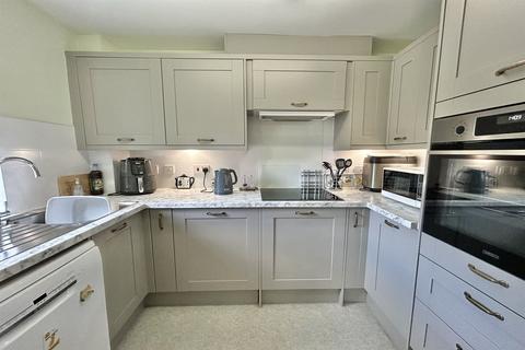 1 bedroom retirement property for sale, Marple Road, Stockport, SK2