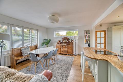 2 bedroom detached house for sale, Top Road, Frodsham, WA6