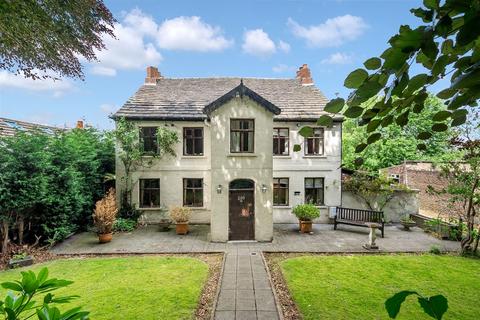 4 bedroom detached house for sale, Yew Tree Farmhouse, 240 Davyhulme Road, Urmston, M41