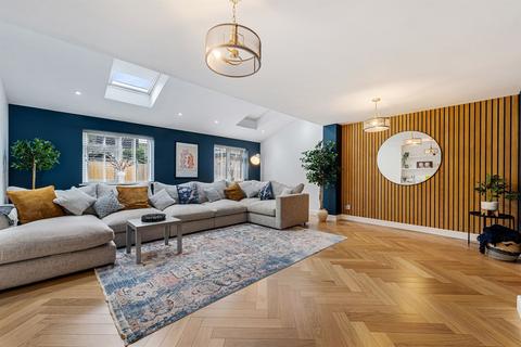 4 bedroom semi-detached house for sale, Ashcroft Road, Lymm, WA13