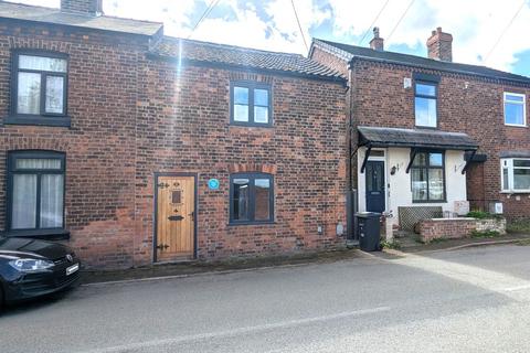 2 bedroom end of terrace house for sale, Station Road, Weaverham, CW8