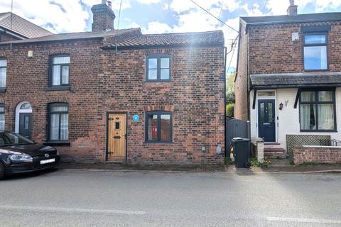 2 bedroom end of terrace house for sale, Station Road, Weaverham, CW8