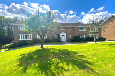 2 bedroom flat for sale, Castle Hill Court, Prestbury, SK10
