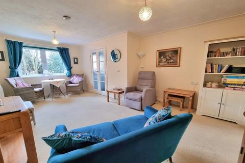 1 bedroom flat for sale, Whitehall Road, Sale, M33