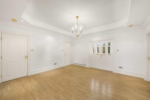 2 bedroom flat for sale, Harrop Road, Altrincham WA15