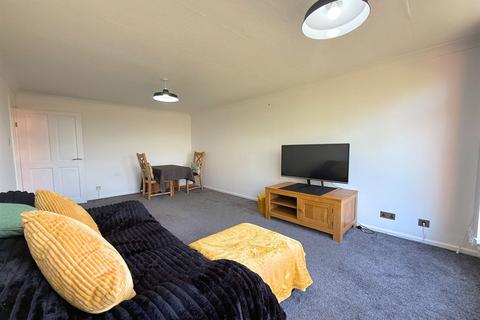 2 bedroom flat for sale, The Avenue, Moss Manor, M33