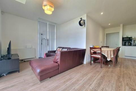 2 bedroom flat for sale, Dane Road, Metro House, M33