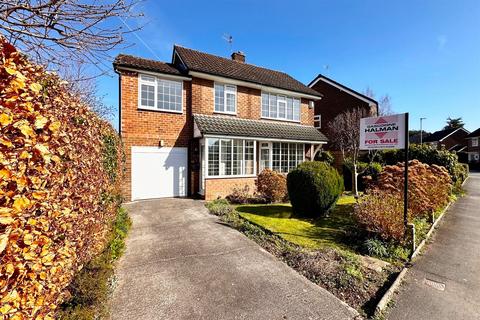 4 bedroom detached house for sale, Gloucester Road, Poynton, SK12