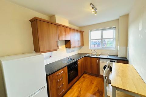 1 bedroom flat for sale, Newarth Drive, Lymm, WA13