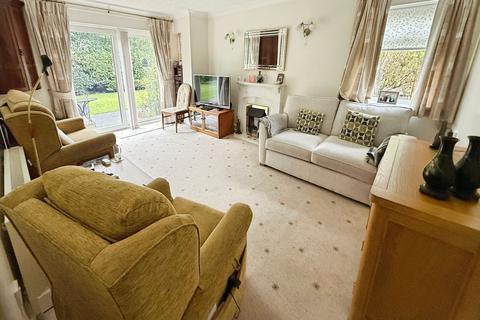 2 bedroom retirement property for sale, Glenbourne Park, Stockport SK7