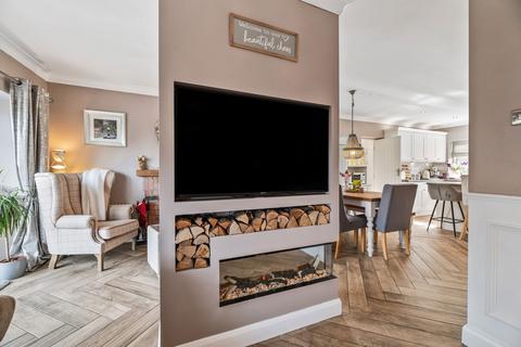 2 bedroom detached bungalow for sale, Portland Place, Helsby, WA6