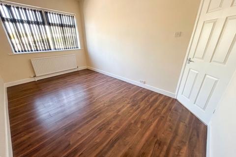 2 bedroom flat for sale, Kingsway, East Didsbury, M20