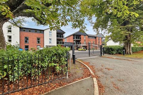 2 bedroom apartment for sale, Holly Road North, Wilmslow, SK9