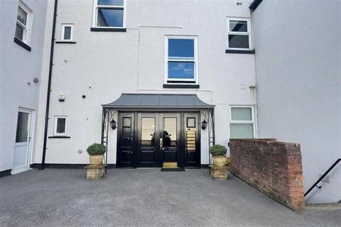 3 bedroom apartment for sale, Richmond Road, Altrincham WA14