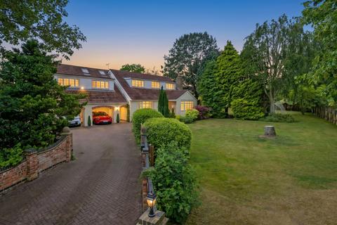 5 bedroom detached house for sale, Hollow Lane, Kingsley, WA6