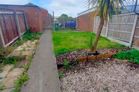 3 bedroom end of terrace house for sale, Chester Road, Wrexham LL12