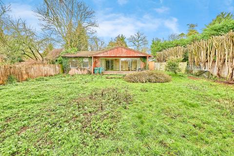 4 bedroom detached bungalow for sale, Cambridge Road, Abington, Cambridge