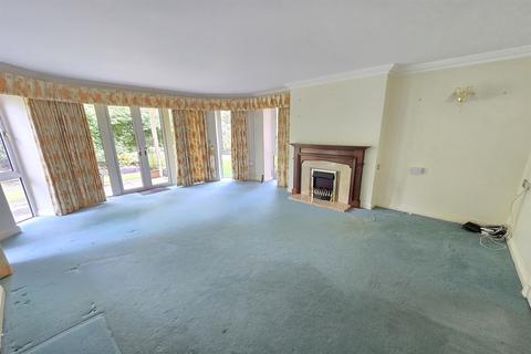 2 bedroom flat for sale, Racefield Road, Altrincham WA14