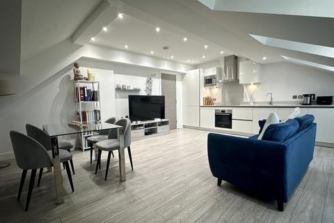 2 bedroom flat for sale, Eden Place, Cheadle, SK8