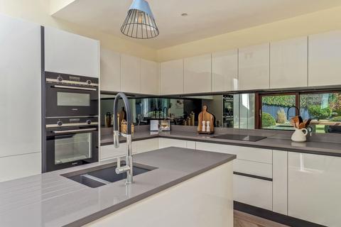 5 bedroom detached house for sale, Yew Tree Way, Prestbury, SK10