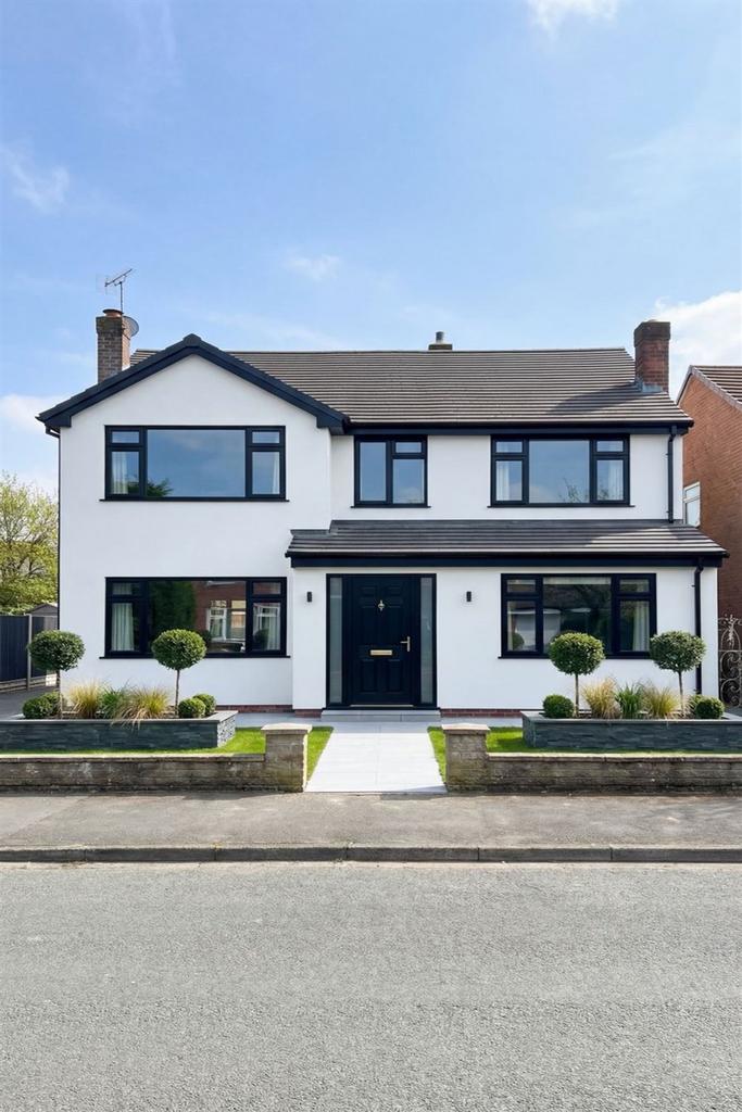 House in Stockport, Heaton Moor, The Four Heatons - View 3