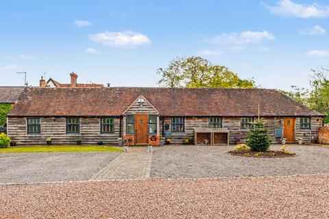 3 bedroom barn conversion for sale, Redditch B96