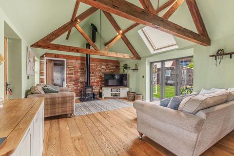 3 bedroom barn conversion for sale, Redditch B96