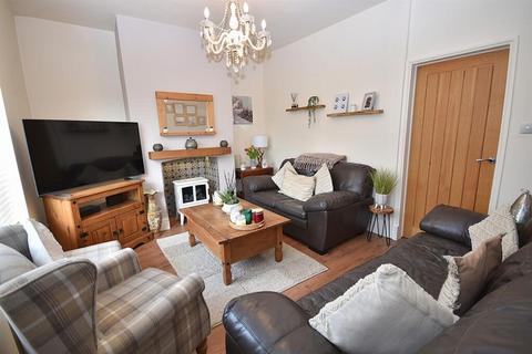 2 bedroom end of terrace house for sale, Bond Street, Macclesfield, SK11