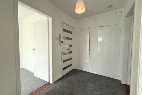 2 bedroom flat for sale, Rookfield Avenue, Sale, M33