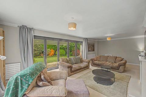 4 bedroom detached house for sale, Oakwood Drive, Prestbury, SK10