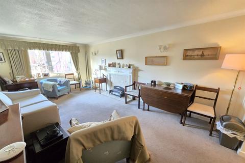 1 bedroom apartment for sale, Groby Road, Altrincham WA14