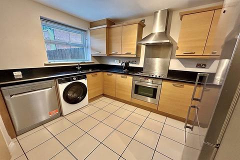 4 bedroom terraced house for sale, Nell Lane, West Didsbury, M20