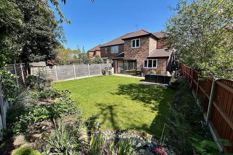 4 bedroom semi-detached house for sale, Broughville Drive, East Didsbury, M20