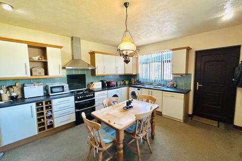 3 bedroom detached bungalow for sale, Willow Close, Lymm, WA13
