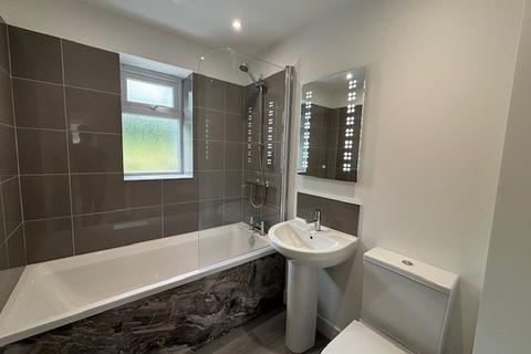 2 bedroom terraced house to rent, Terras Road, St. Austell, PL26