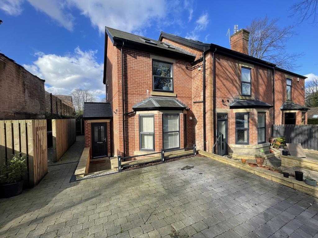Apartment in Sheffield - View 4